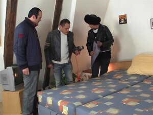 Dois Homens Filme Filme Pornô Com O Velho Peludo Granma