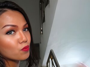 Słodkie Azjatki Ladyboys Dostaje Fucked W Tyłek. Ładny Azjatycki Ladyboy Z Idealnym Ciałem Zostaje Ostro Zerżnięty W Ciasną Azjatycką Dupę Przez Jej Zboczonego Dużego Kutasa Białego Przyjaciela Seksowny Tajski Ladyboy Ukląkł I Dał Idealnego Loda Po Ssaniu