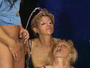 Пишање; Пиј дупе Пишање