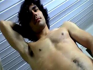 Твинк видео Још једна рунда пишања да опере зној са свог тела