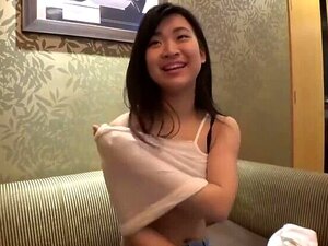 Ervaar Het Ultieme Genot Met Een Verbluffende Japanse Dame In Deze Exclusieve Amateurvideo. Bekijk Hoe Ze Haar Spuitvaardigheden Ontketent En Grenzeloze Orgasmes Bereikt Terwijl Ze Zichzelf Verwent. HD-kwaliteit En Intieme Momenten, Speciaal Voor Jou Vast