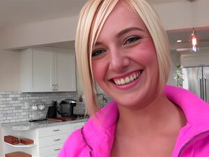 Super Bonita Loira Gostosa Brit Kate Recebe Uma Grande Ação Caralho Galo Em Seu Bichano Apertado. Vê-la A Chupar Uma Pila Enorme. Assista A Este Garota Cutie Tesão Dando Um Boquete E Controlar Um Pau Enorme Como Um Profissional, Em Seguida, Implorar-lhe P