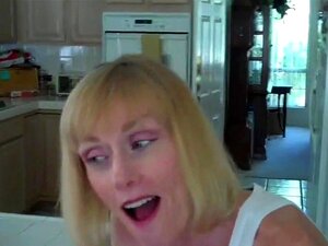 Wytrysk Dla Amatorki Melanie