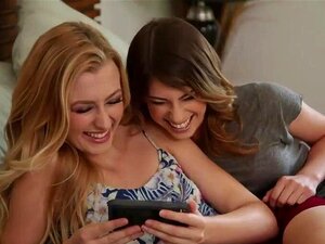 ¡Mira A Las Lesbianas Frescas Alexa Grace Y Kristen Scott Ahora! - Lez, Cutie, Cuties Porn Lesbianas Frescas Alexa Gracia Y Kristen Scott