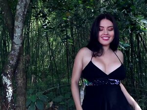 Camila Mush