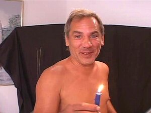 Buceta De Vadia BDSM ESTACADA NO FOGO Acidentalmente