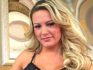 Isotissinen Megan Monroe Imee Kyrpää
