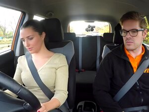 Ervaar Het Ultieme Genot Met Een Sexy Britse Studente. Kijk Hoe Deze *** Engelse Schatje Wordt Geneukt Na Haar Les. Je Zult Niet Geloven Wat Er Daarna Gebeurt!