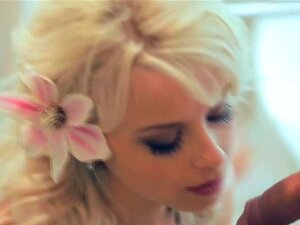 Ze Blaast Een Schoonheidslading