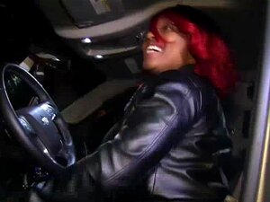 Гаријева млада Џордан јебе секси дебелу гузицу