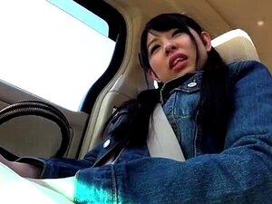 Sottotitolo Di Un'amatoriale Giapponese Tan Che Fa Una Doppia Sega