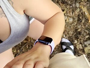 Snel Neuken In Het Bos Met Een Blondine