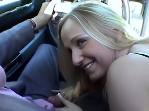 Parkeringsplats Sex Med Hawt Blont