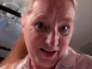 AuntJudys - Ein Morgengenuss Von Deiner Vollbusigen älteren Stiefmutter Mrs. Maggie (POV)