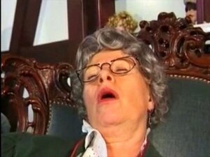 Anna Berger Masturbuje Się