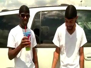 Chicos Gays Negros Musculosos Humillan A Twinks Blancos Hardcore 04