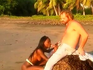 Choklad - Ebony Skönhet Hjälper Strandsatt Sjöman (RoS)
