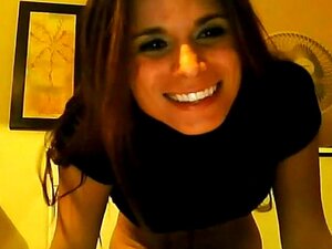 Nevjerojatan Domaći Shemale Film S Velikim Guzicama, Scene U čarapama,