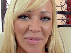 Busty Blonde Milf Austin Taylor Loves To Suck Cock