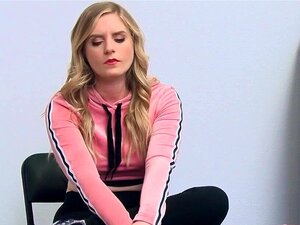 Shoplifter Chick Was Caught Stealing And Now That Babe Is Banged 'coz Of It - Movie Scene 1