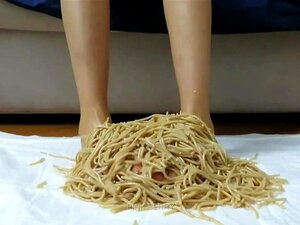 Nourriture Spaghetti - Porno @ RueNu.com