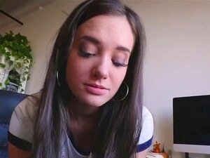 Słodki Blowjob Z ładną Buzią - Yourpornvideos. Więcej Na Yourpornvideos