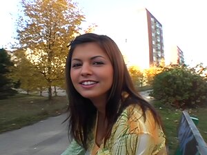 Stunning Beauty Gets A Lusty Offering For Public Sex