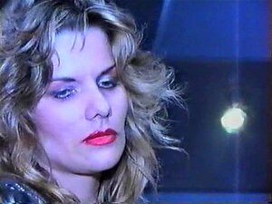 STH Retro 90s' Deutscher Klassiker Vintage Dol1