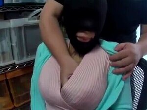 Schöne, Busty Japanische Schlampe Perfromiert In Einem Fetisch-Sex-Video