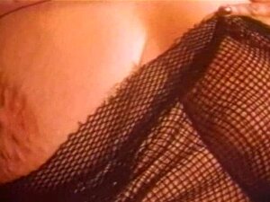 Vintage Dikke Blonde Grote Tieten MILF Jennie Lee