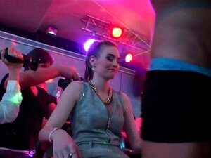 Amadores Cfnm Engolem Pau Com Vontade