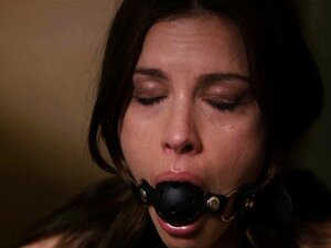 Liv Tyler Nude - The Ledge