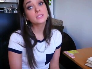 Hermosa Chica Da Una Buena Mamada,