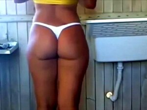 Gari Gata Nua porn videos at Xecce.com