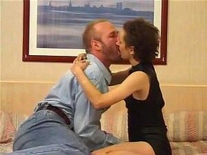 Unrasierte Nichtprofessionelle,