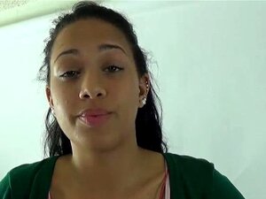 MANNEQUIN MAIGRE BAISÉE À UNE AUDITION PHOTO. Elle Est Allée à Une Séance Photo Mais S'est Fait Baiser Par Le Photographe à La Place