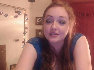 Petite golden-haired girlfriend bonks on webcam
