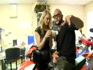 Zuigen En Neuken Voor Geld 12