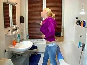 Frische Deutsche Volljährige Süße Dusche Und Geschraubte Freundin Jung,