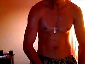 Cum Watch A Hot Latin Stud Jack His Big, Juicy Cock For You On Webcam ️