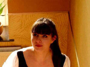 MARISKAX Dorian Fucking The Room Maid Luna Rival