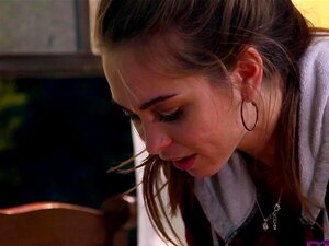 Riley Reid Punishes Maddy O'Reilly For Fucking Stepdaddy