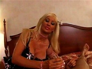 Brittany Förstörde Runkjobbet,