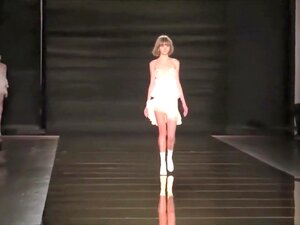 Fashion Show Francesco Scognamiglio