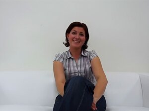 Celestial Martina: Korona Brunetka Casting