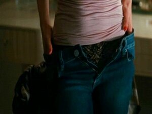 Julianne Moore & Amanda Seyfried Lesbian Scene In C. Julianne Moore & Amanda Seyfried Lesbian Scene In Chloe