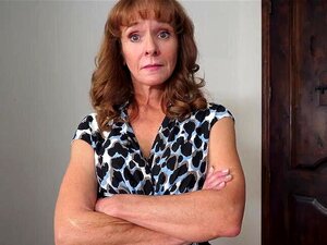 När Alex Blir Avstängd Från College är Hans Styvmormor Trött. Hon Får Alex Att Plöja Hennes Tajta Fitta För Att Hålla Hennes Mun Stängd. Jag Antar Att Det Får Hennes Sätt Att Be Om Sex Eftersom Hon Några Dagar Senare Säger åt Mig Att Knulla Henne Från Var