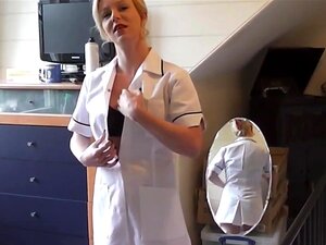 Elegante Reife Britische Muschi Reibt Strümpfe, Elegante Reife Britische Muschi Reibt Strümpfe, Bevor Sie Einen Schwanz Lutscht