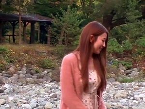 Kaori Maeda在《Lets Have Sex Outside》第2.2部分