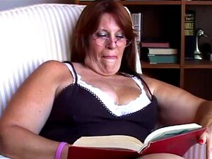 Stieftante Judy's - Leighanne Wird Mit Einem Dildo Richtig Dreckig